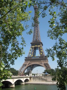 La Tour Eiffel (homenageando a União Européia)