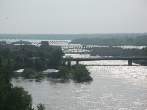 Ottawa de um lado; Gatineau do outro