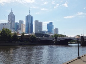 Melbourne: às margens do rio
