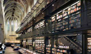 Boekhandel Selexyz Dominicanen, Maastricht, Holanda.