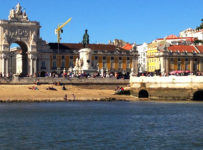 Passeio no Rio Tejo, em Lisboa.