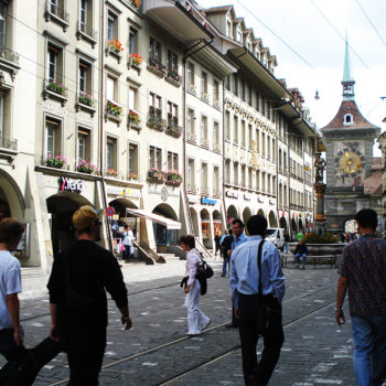 Bern com o relógio astrológico ao fundo